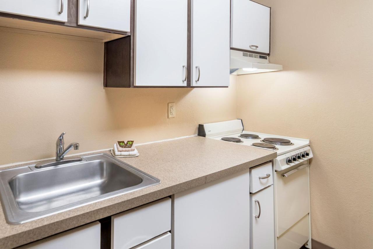 Extended Stay America Suites - Oklahoma City - Northwest Экстерьер фото