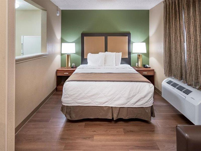 Extended Stay America Suites - Oklahoma City - Northwest Экстерьер фото