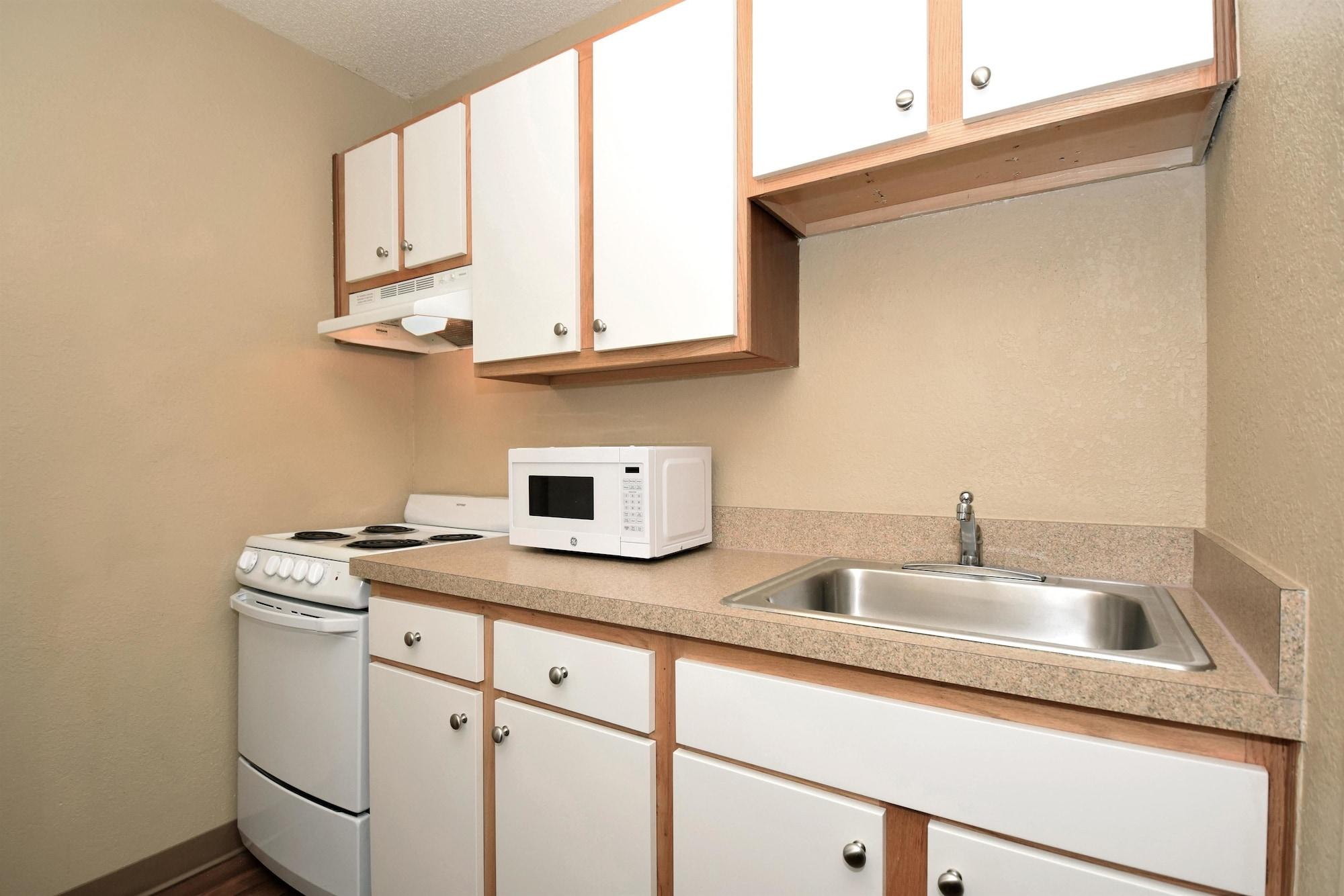 Extended Stay America Suites - Oklahoma City - Northwest Экстерьер фото